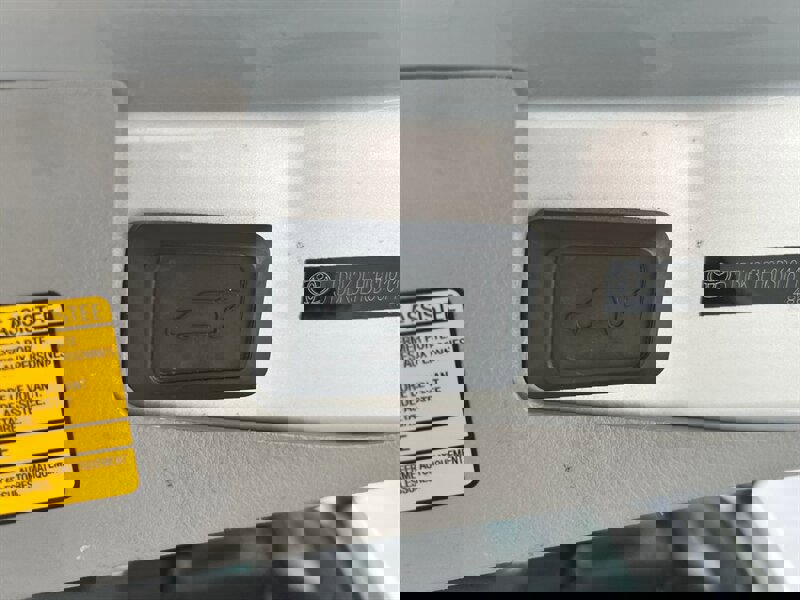 Used 2011 Toyota Highlander SE image 26