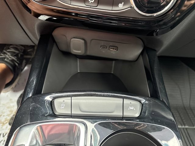 Used 2026 Chevrolet Trax ACTIV w/ Driver Confidence Package FWD image 17