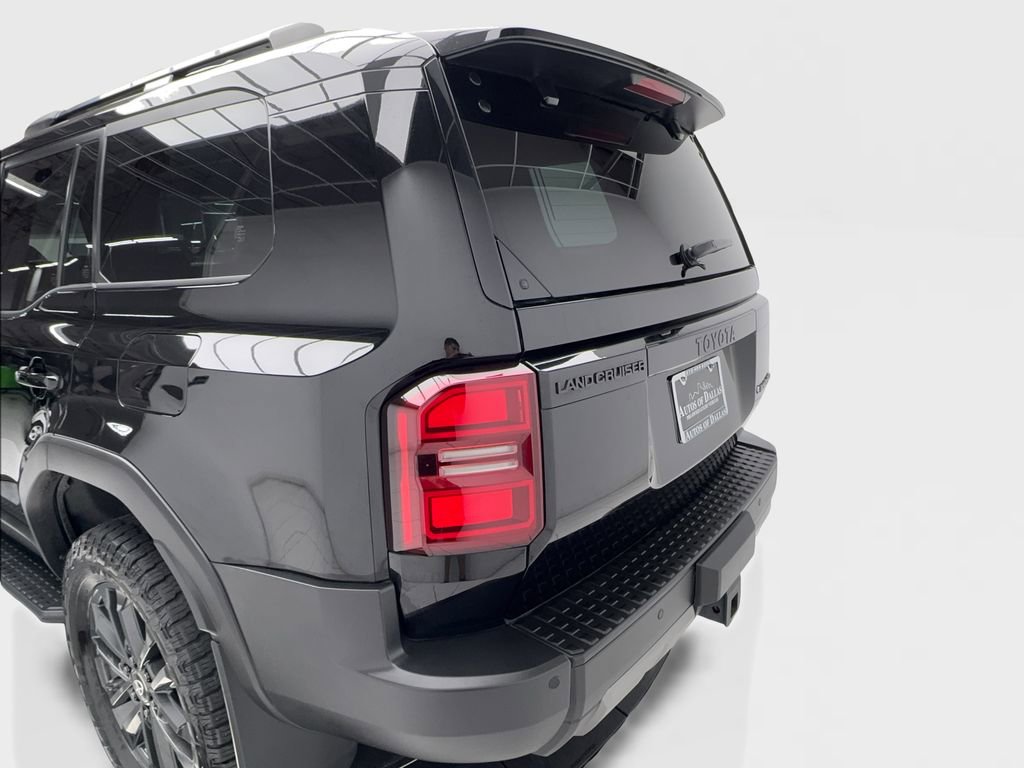 Used 2024 Toyota Land Cruiser image 10