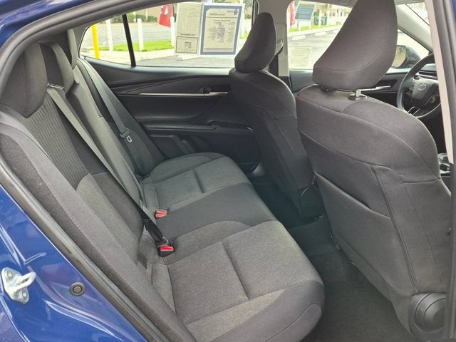 Used 2025 Toyota Camry LE FWD image 7