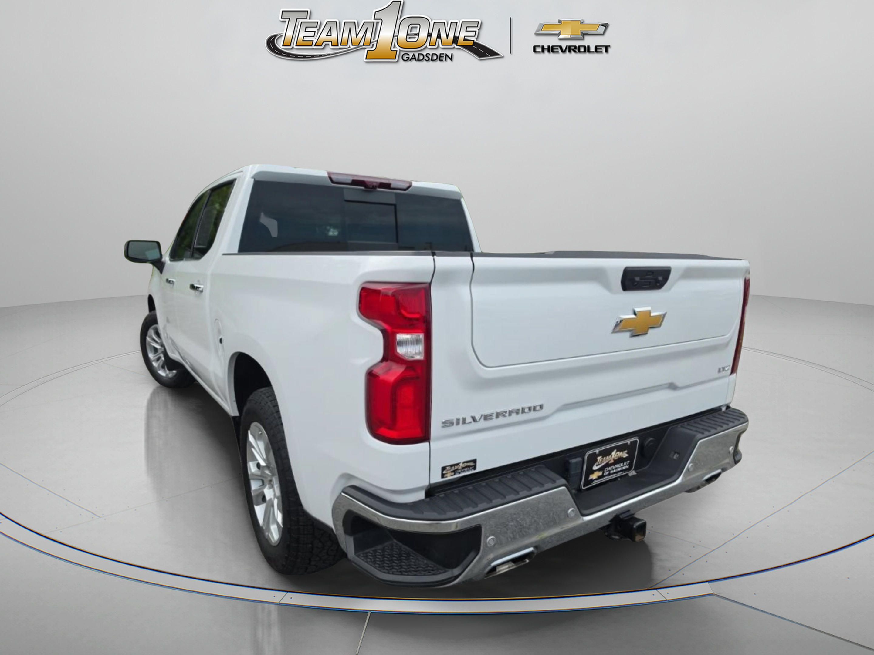 Used 2024 Chevrolet Silverado 1500 LTZ AWD/4WD image 6