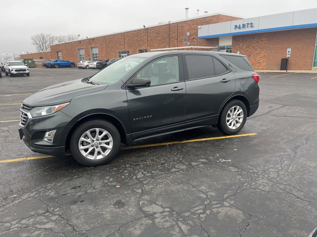 Used 2019 Chevrolet Equinox LS w/ LS Convenience Package image 3