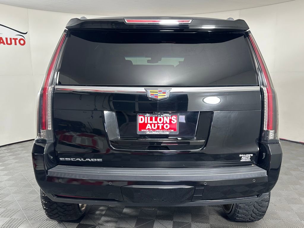 Used 2020 Cadillac Escalade Luxury AWD/4WD image 5