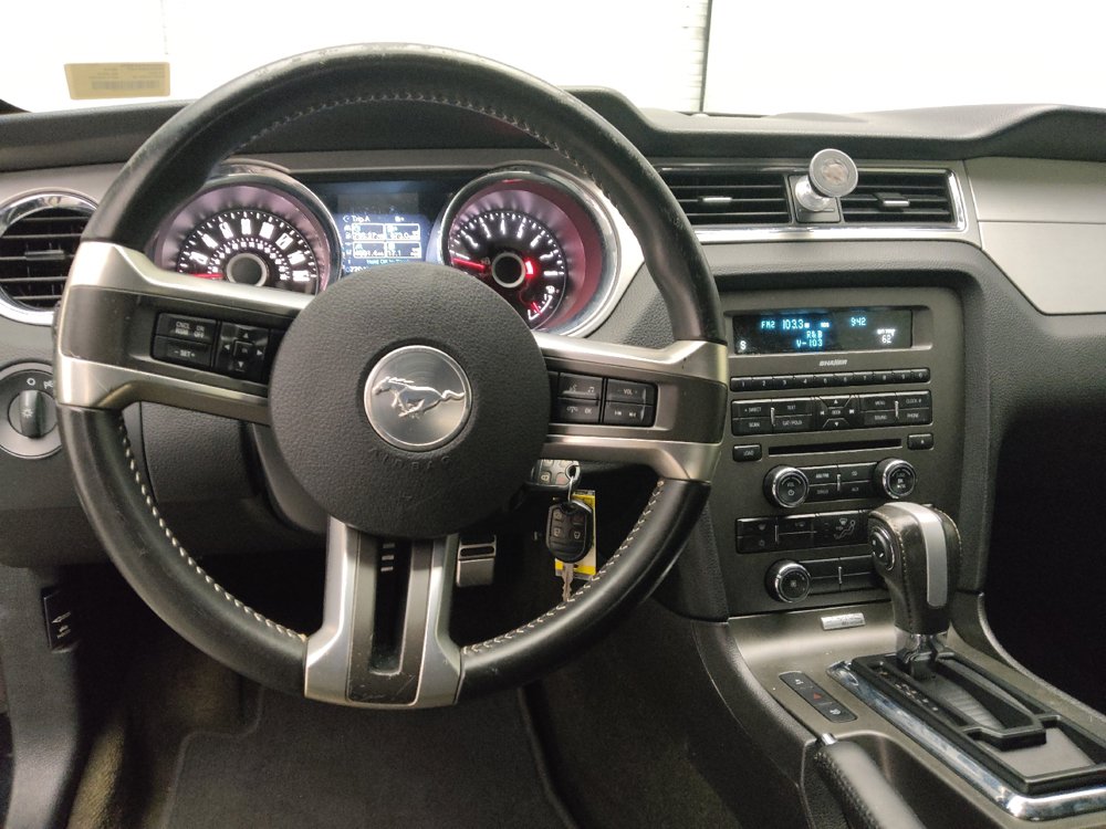 Used 2014 Ford Mustang Premium RWD image 22