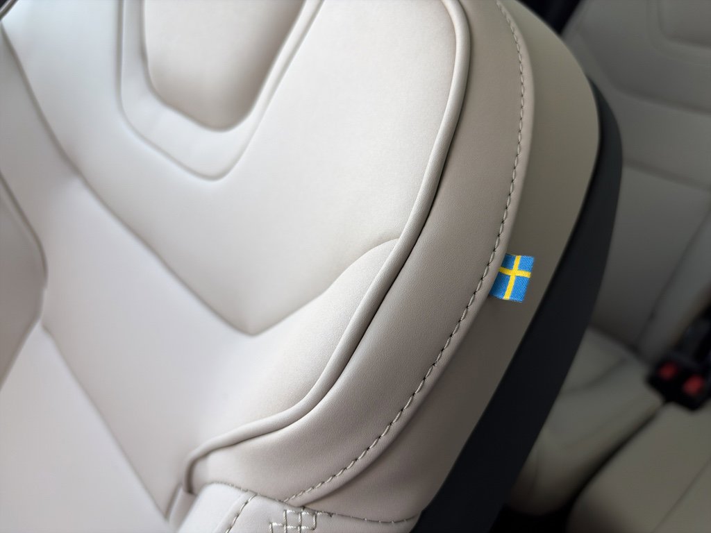 New 2026 Volvo EX90 Plus image 21