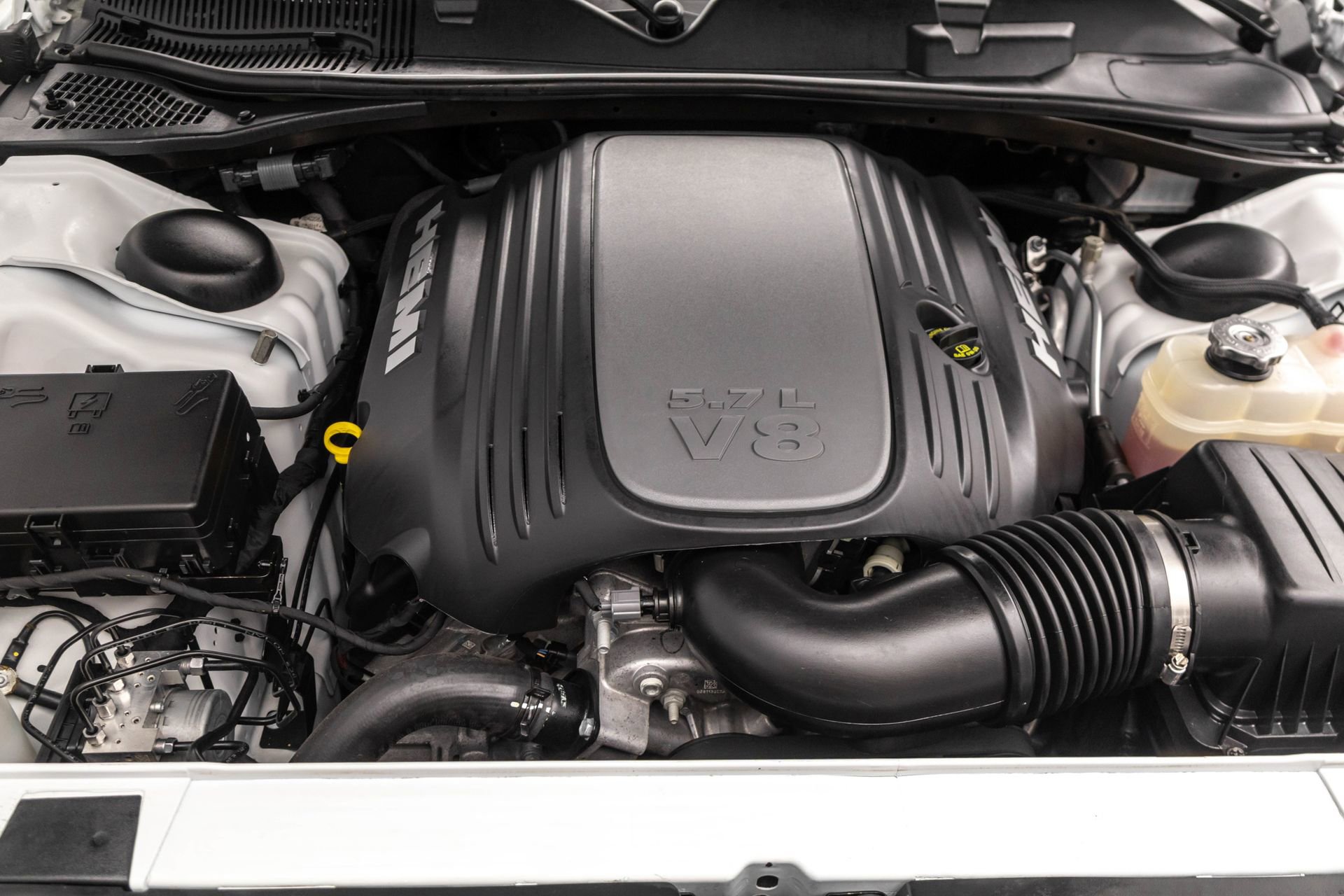 Used 2022 Dodge Challenger R/T w/ Plus Package RWD image 37