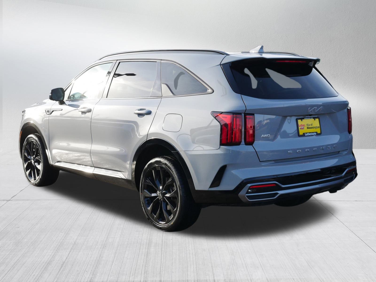 Certified 2022 Kia Sorento SX image 5
