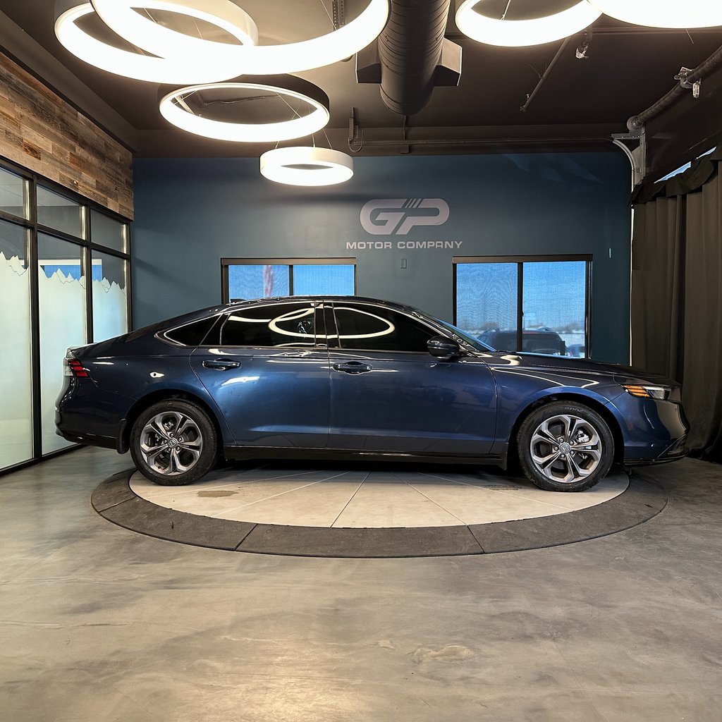 Used 2023 Honda Accord EX-L image 2