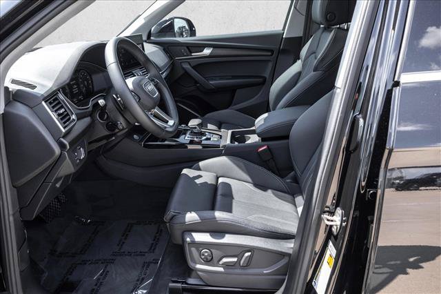 Certified 2024 Audi Q5 e Premium w/ Convenience Package AWD/4WD image 12
