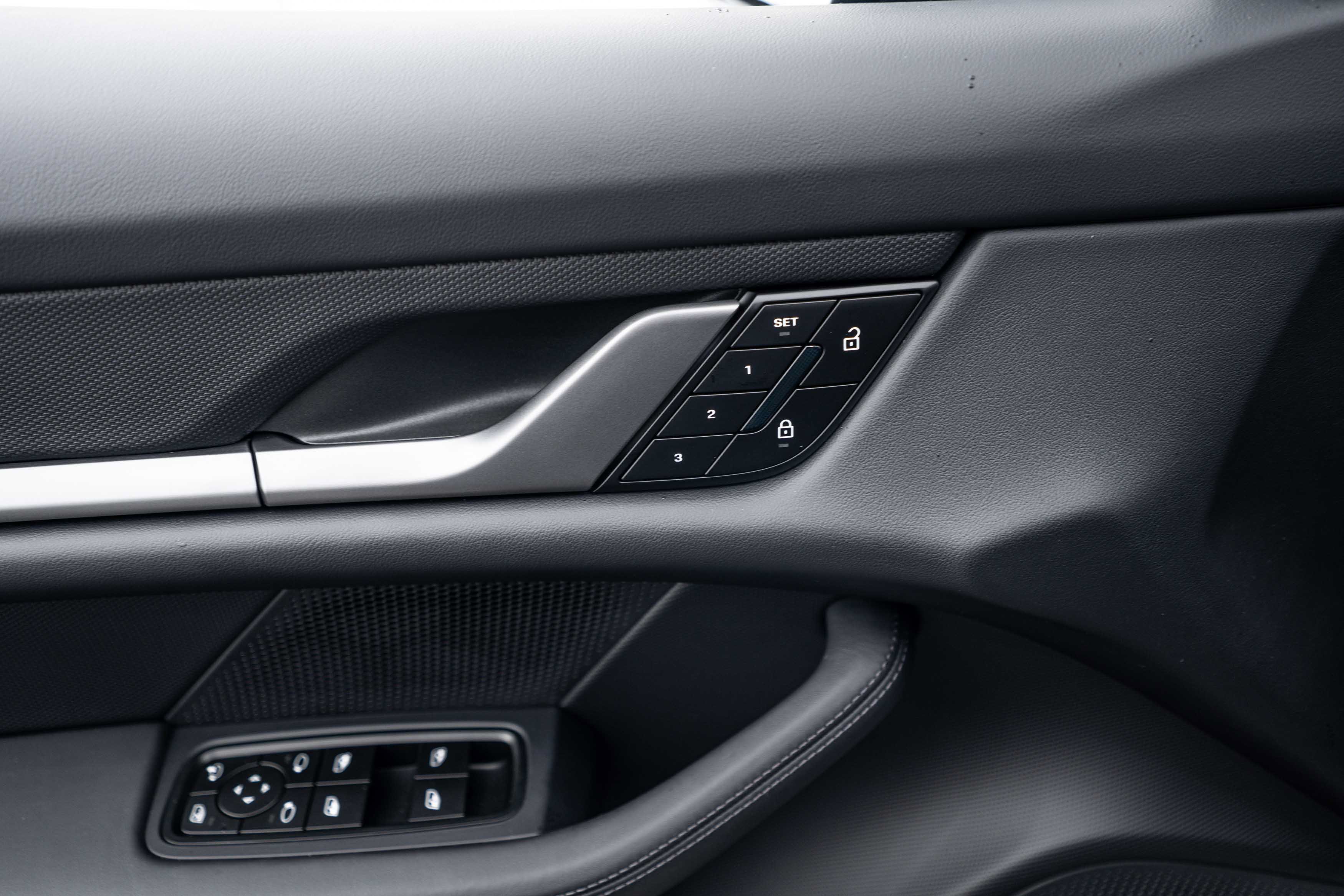 New 2026 Porsche Taycan AWD/4WD image 17