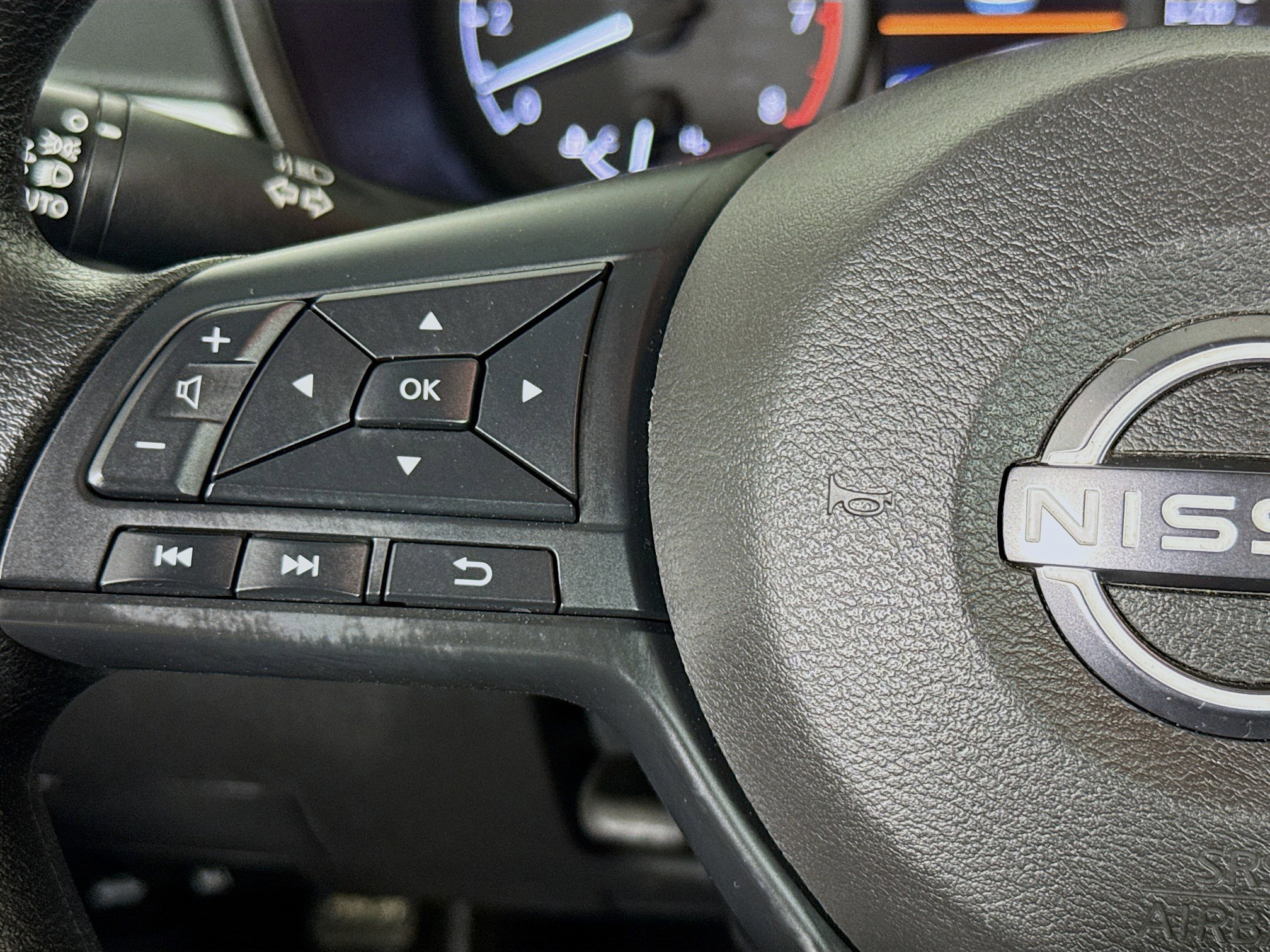 Used 2024 Nissan Altima 2.5 S image 13