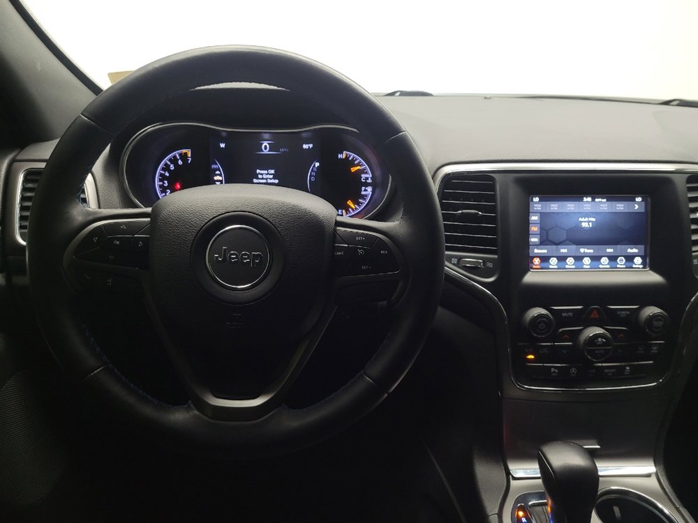 Used 2019 Jeep Grand Cherokee Laredo image 22