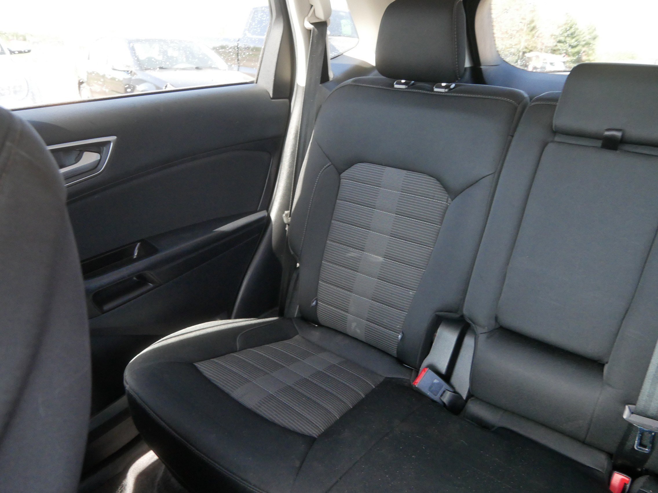 Used 2017 Ford Edge SEL w/ Class II Trailer Tow Package AWD/4WD image 12