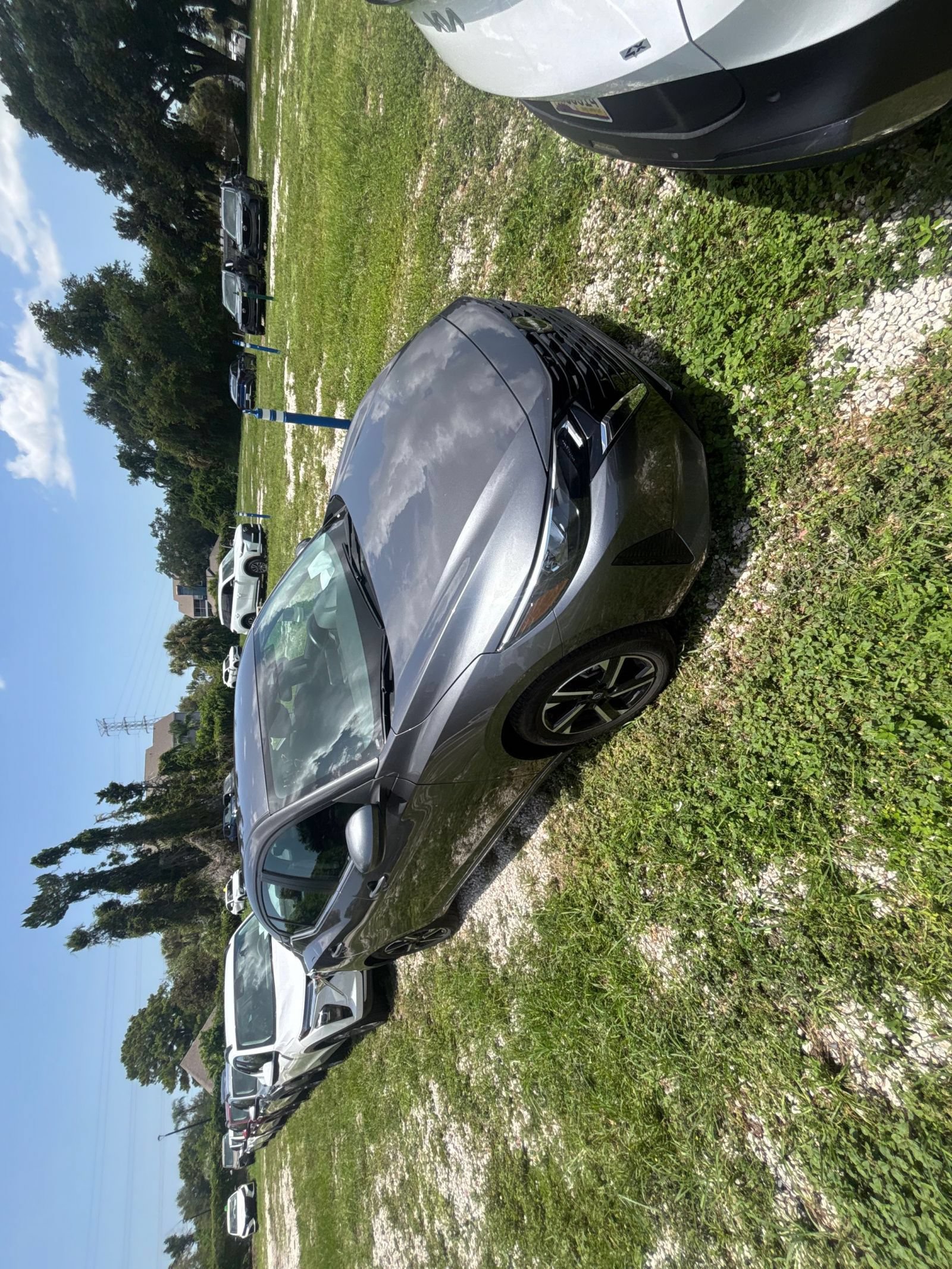 Used 2025 Nissan Sentra SV FWD image 17