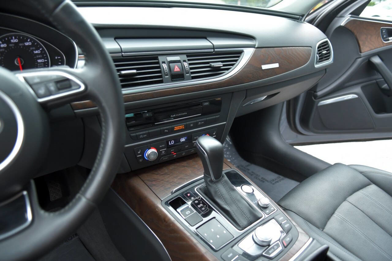 Used 2016 Audi A6 TDI Prestige w/ Prestige Package image 16