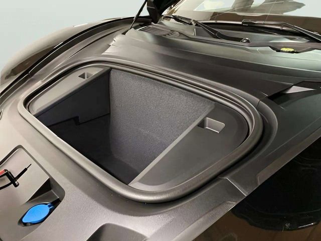 Used 2021 Porsche Taycan RWD image 37