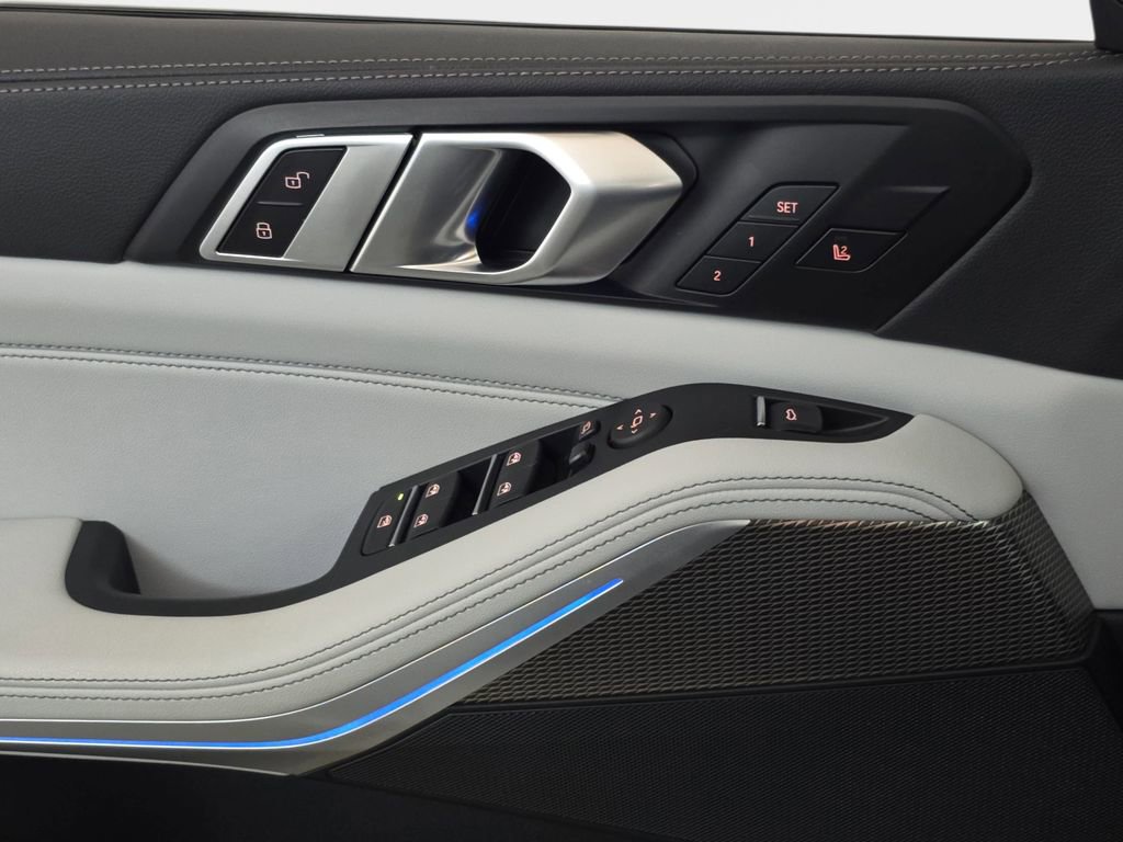 Certified 2023 BMW X5 xDrive45e w/ Executive Package AWD/4WD image 30