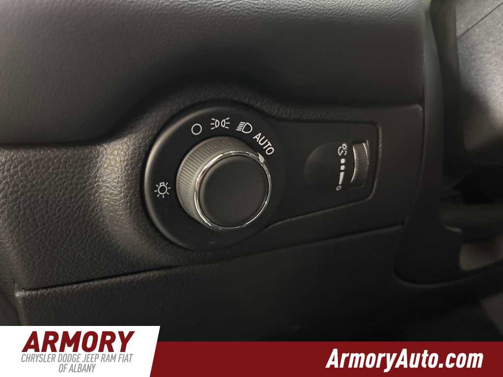 Used 2025 Dodge Durango GT image 10