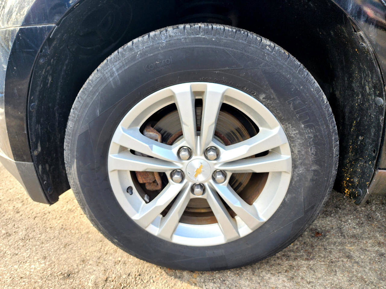 Used 2013 Chevrolet Equinox LS image 27