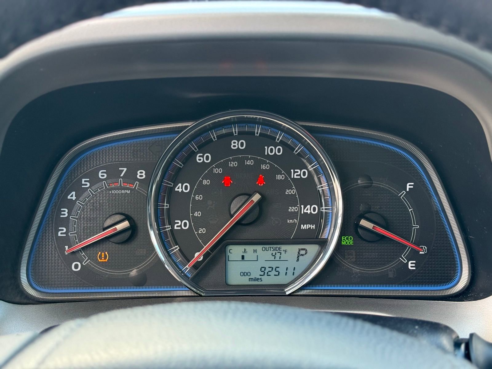 Used 2015 Toyota RAV4 Limited image 23