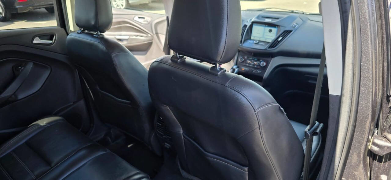 Used 2018 Ford Escape SEL image 36