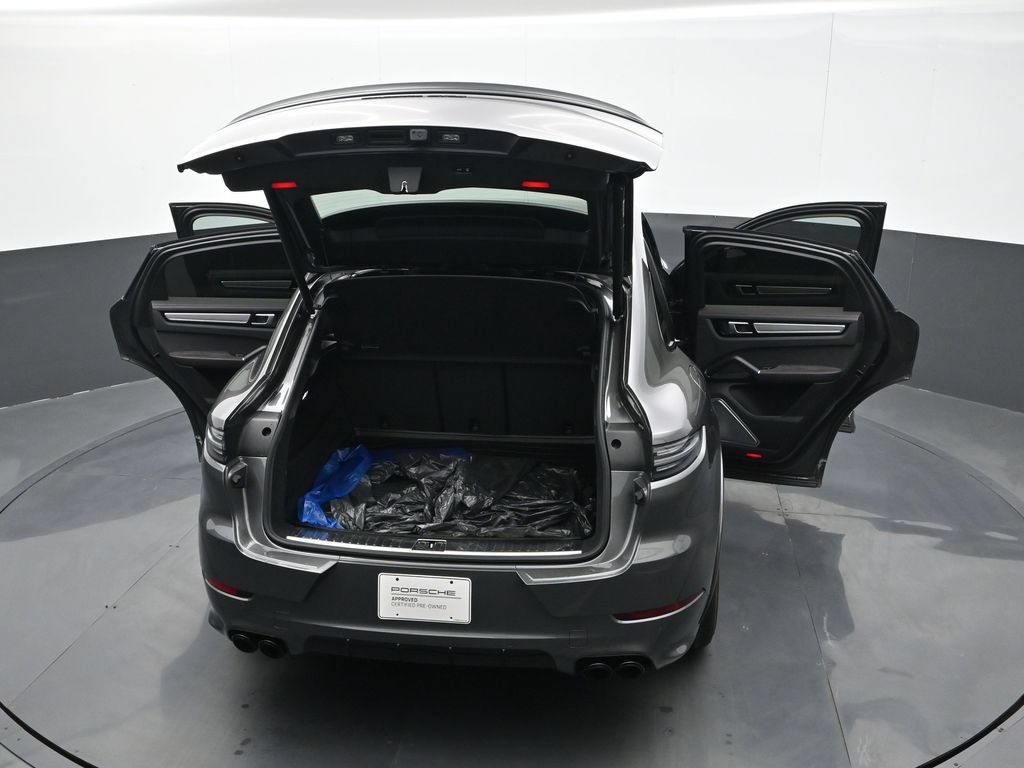 Certified 2023 Porsche Cayenne GTS AWD/4WD image 27