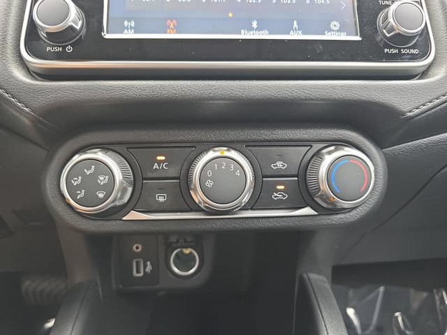 Used 2025 Nissan Versa S w/ Trunk Package FWD image 28