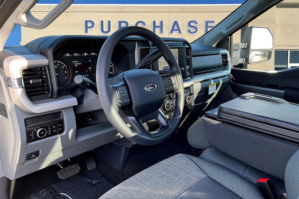 New 2025 Ford F350 XLT w/ 360-Degree Camera Package image 5