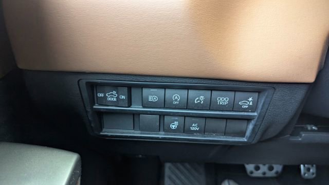 Used 2022 Toyota Tundra 1794 Edition image 30