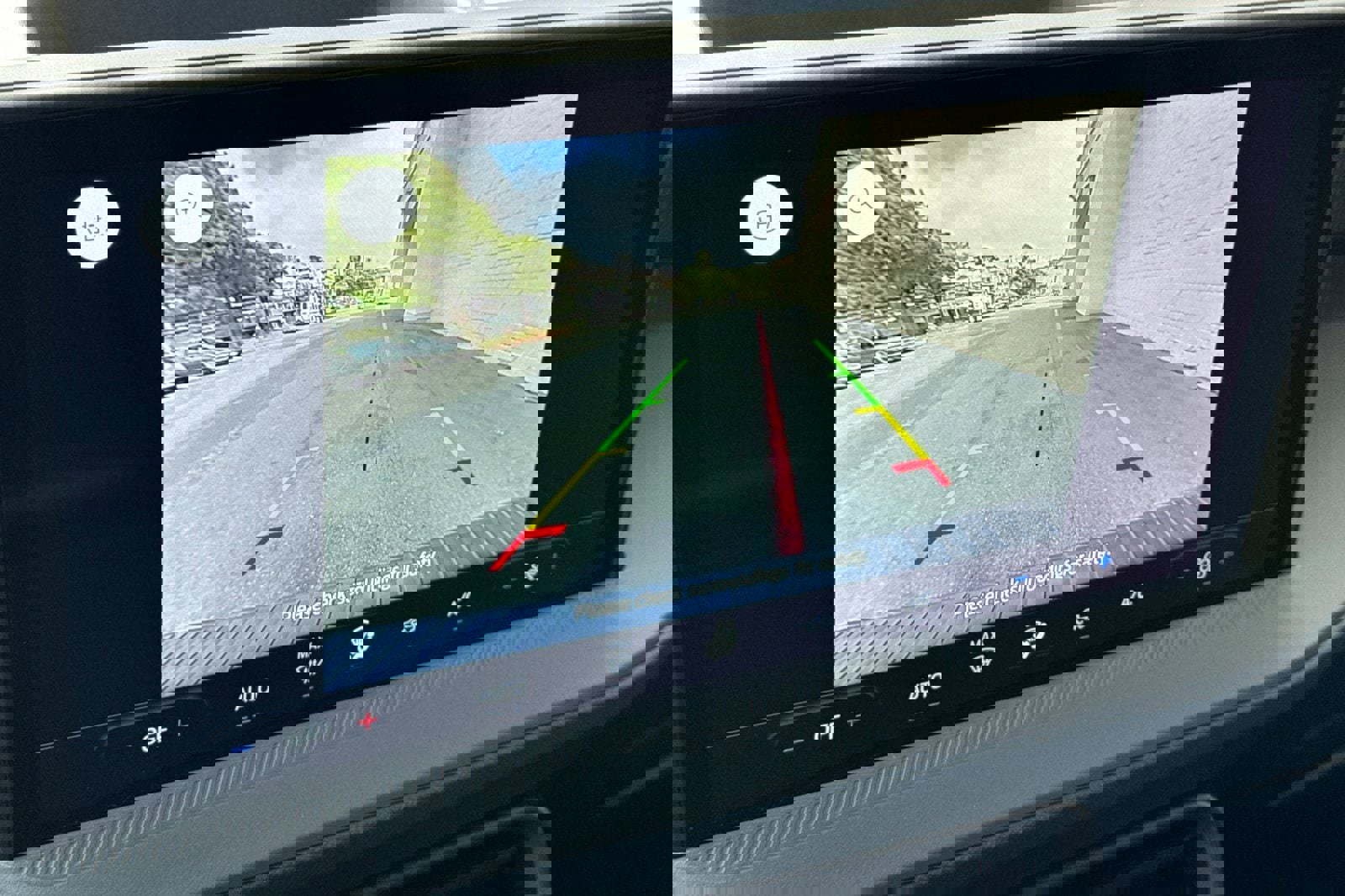 Used 2025 Ford Maverick XL w/ Equipment Group 102A image 19