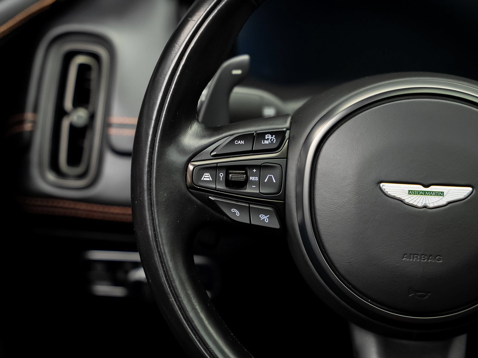 Used 2023 Aston Martin DBX 707 AWD/4WD image 42