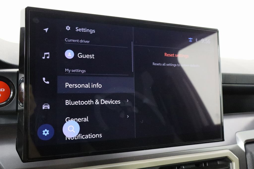 Used 2025 Toyota Tacoma Limited image 33