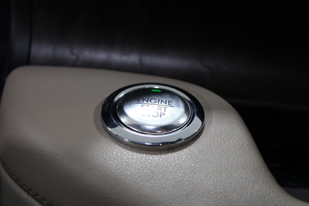 Used 2023 Lincoln Aviator Reserve w/ Equipment Group 201A AWD/4WD image 49