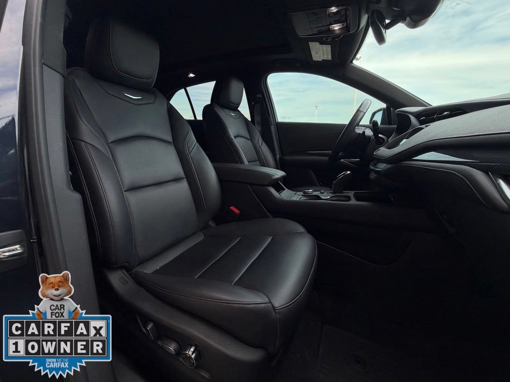 Used 2023 Cadillac XT4 Sport w/ Cold Weather Package FWD image 26