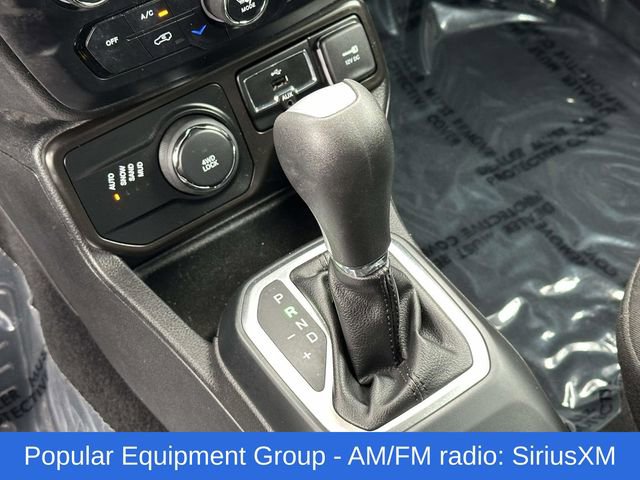 Used 2020 Jeep Renegade Latitude w/ Popular Equipment Group AWD/4WD image 9