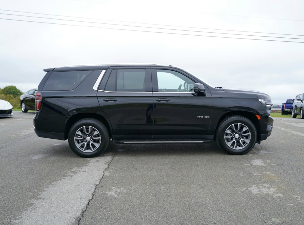 Used 2023 Chevrolet Tahoe LT w/ Luxury Package image 4