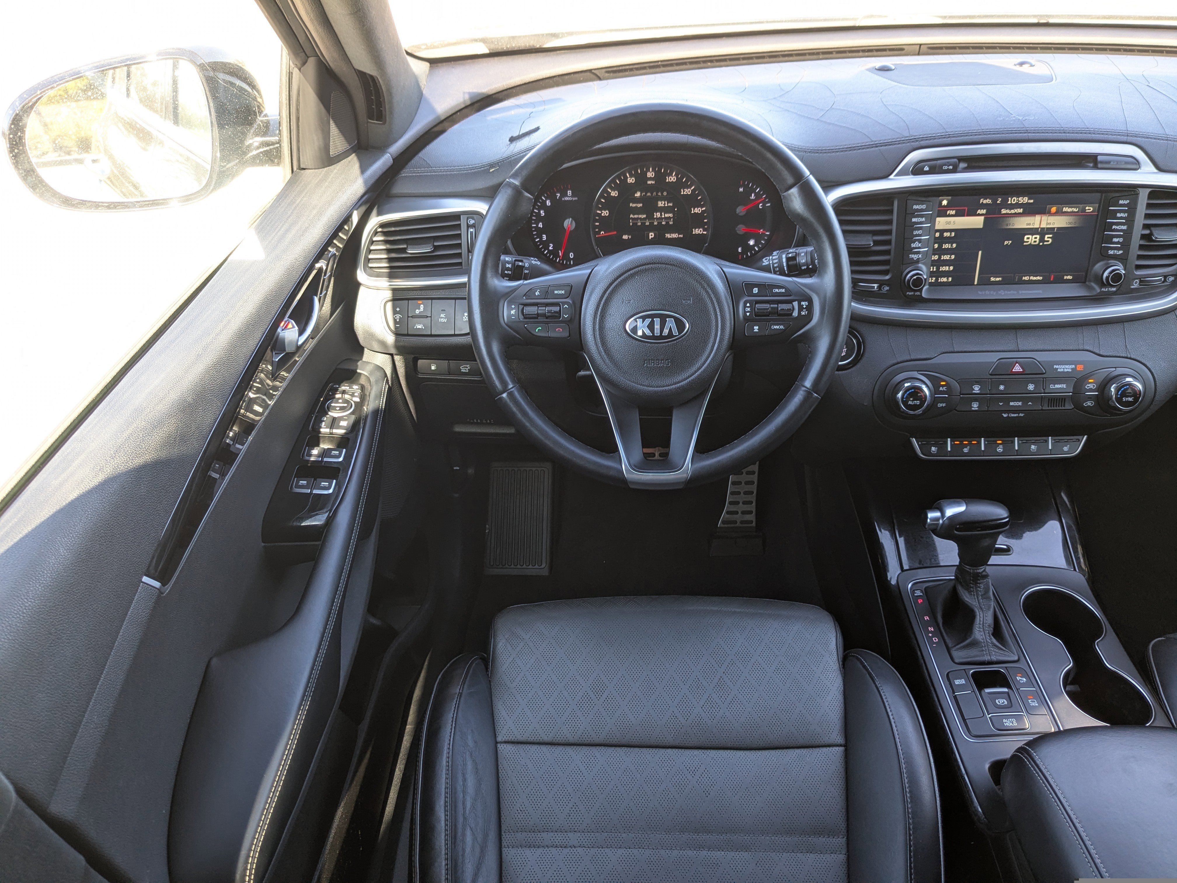 Used 2016 Kia Sorento SX w/ SXL Technology Package image 24