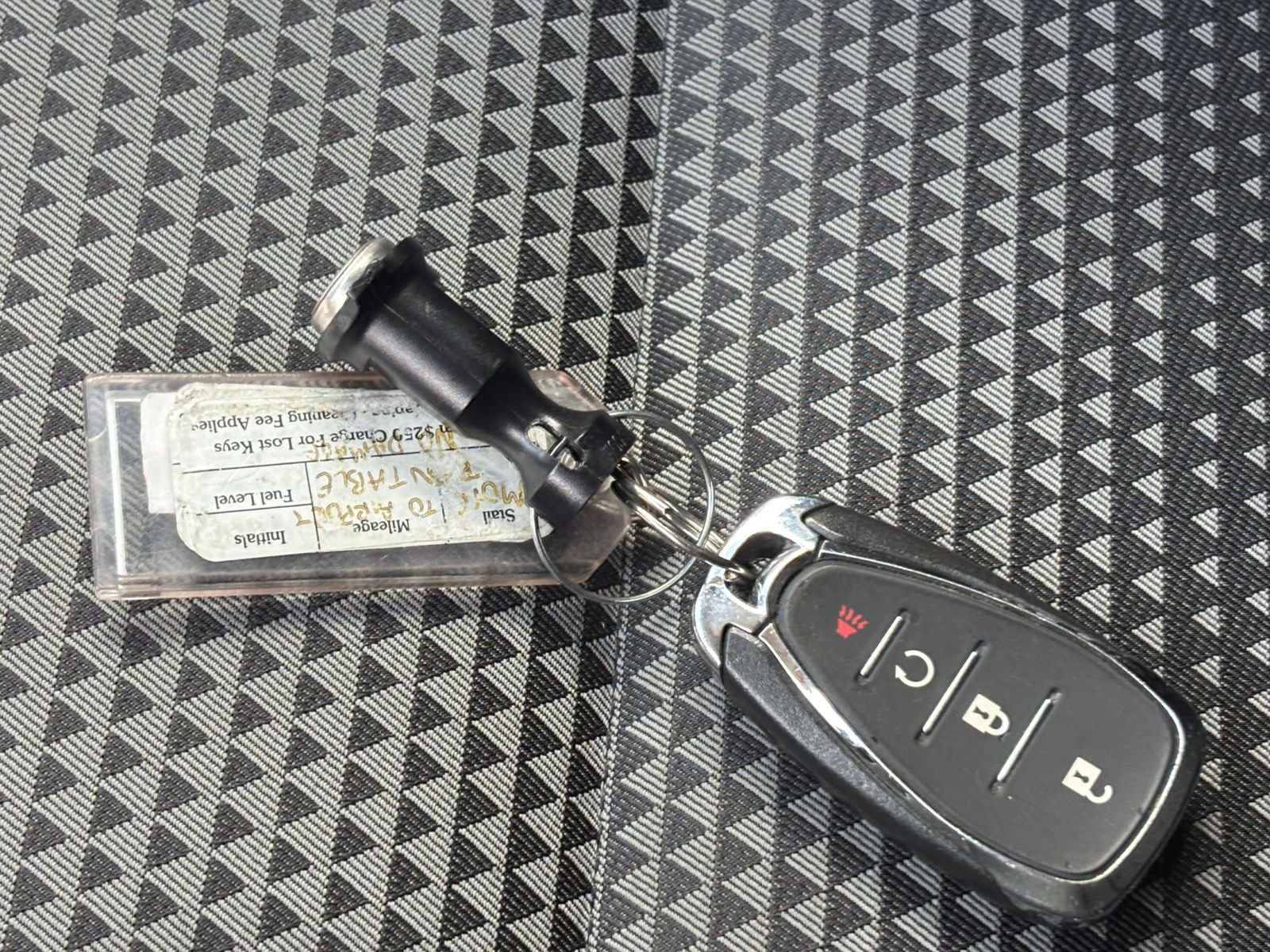 Used 2025 Chevrolet Trax LT image 21