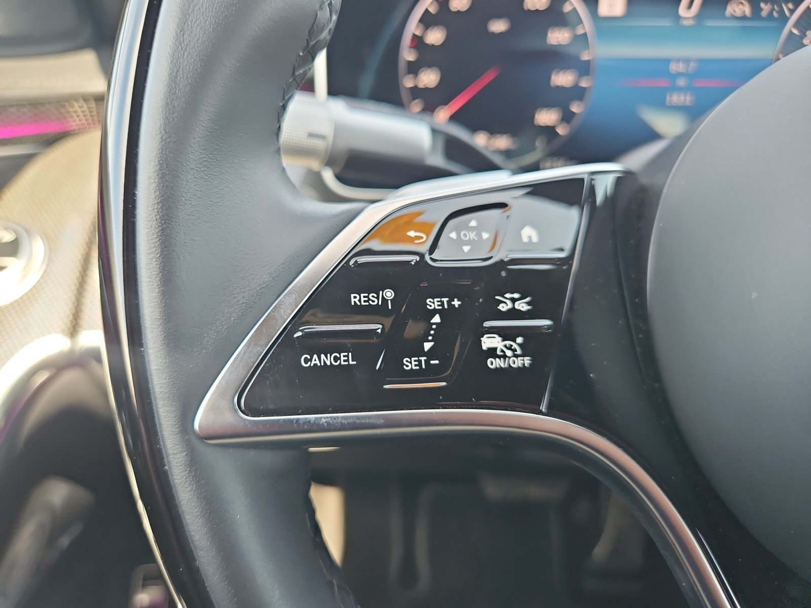 Used 2025 Mercedes-Benz S 580 4MATIC Sedan image 31