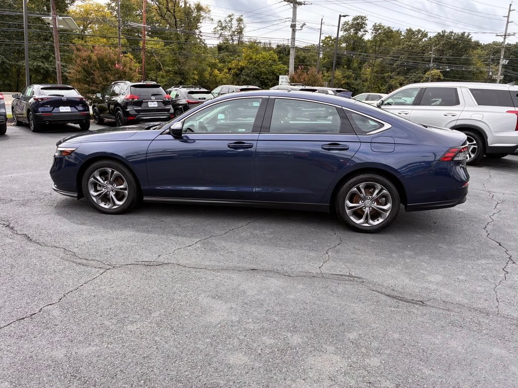 Used 2024 Honda Accord EX image 4