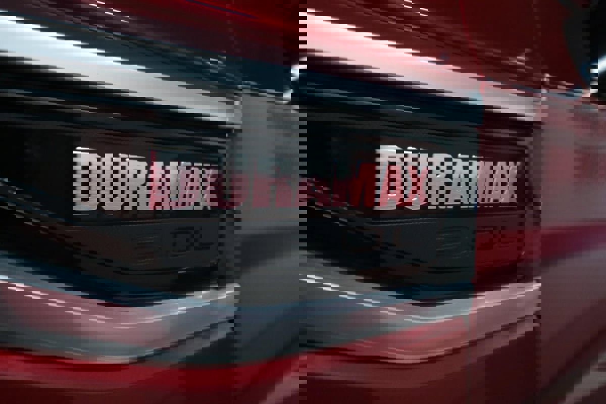 Used 2023 GMC Yukon XL Denali image 40