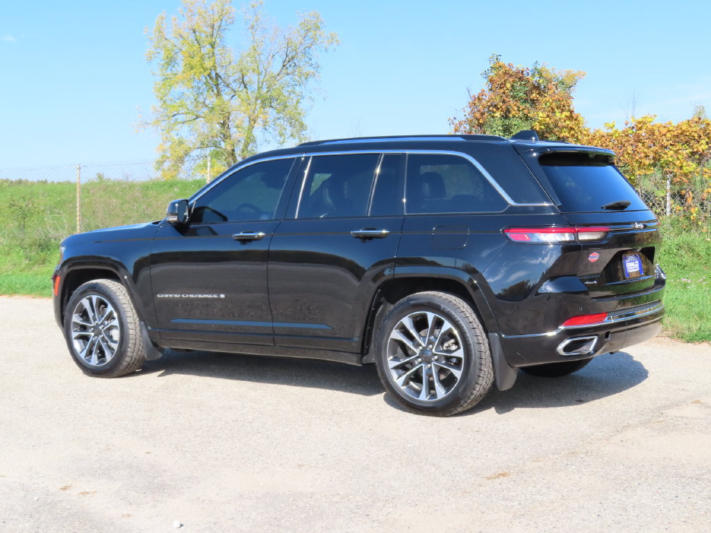 Certified 2023 Jeep Grand Cherokee Overland w/ Adv Protech Group III AWD/4WD image 26