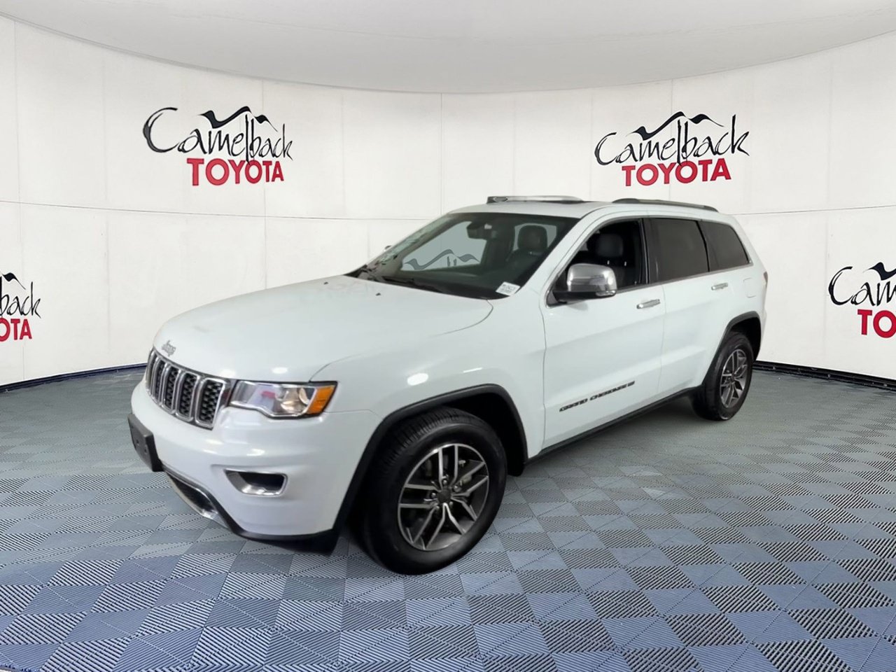 Used 2022 Jeep Grand Cherokee Limited RWD image 7
