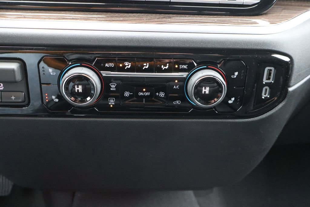 New 2026 Chevrolet Silverado 3500 LT image 11