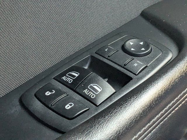 Used 2018 Dodge Challenger SXT RWD image 22