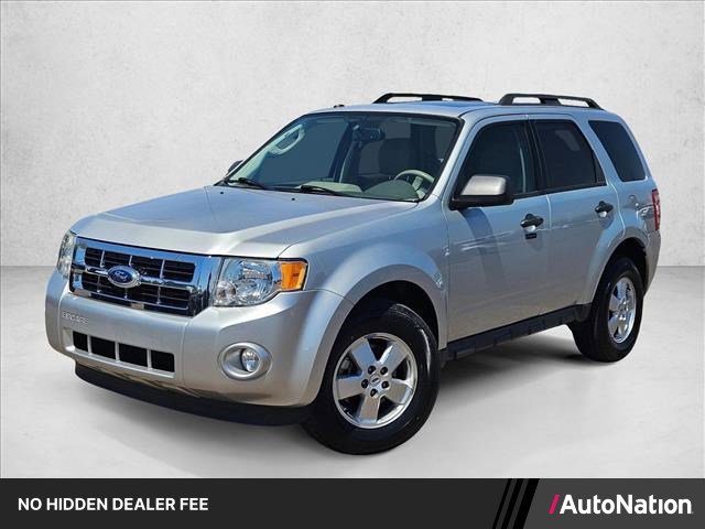 Used 2011 Ford Escape XLT w/ 201A Rapid Spec Order Code FWD image 1