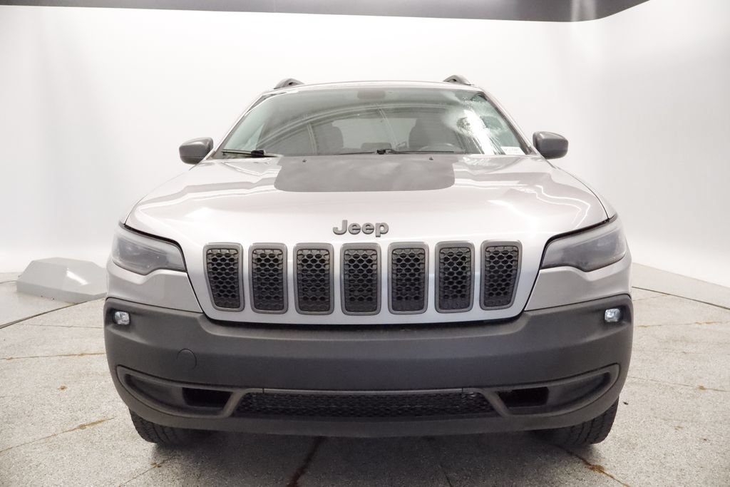 Used 2019 Jeep Cherokee Trailhawk w/ Comfort & Convenience Group AWD/4WD image 9