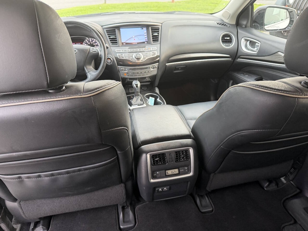 Used 2019 INFINITI QX60 Luxe w/ Essential Package AWD/4WD image 18