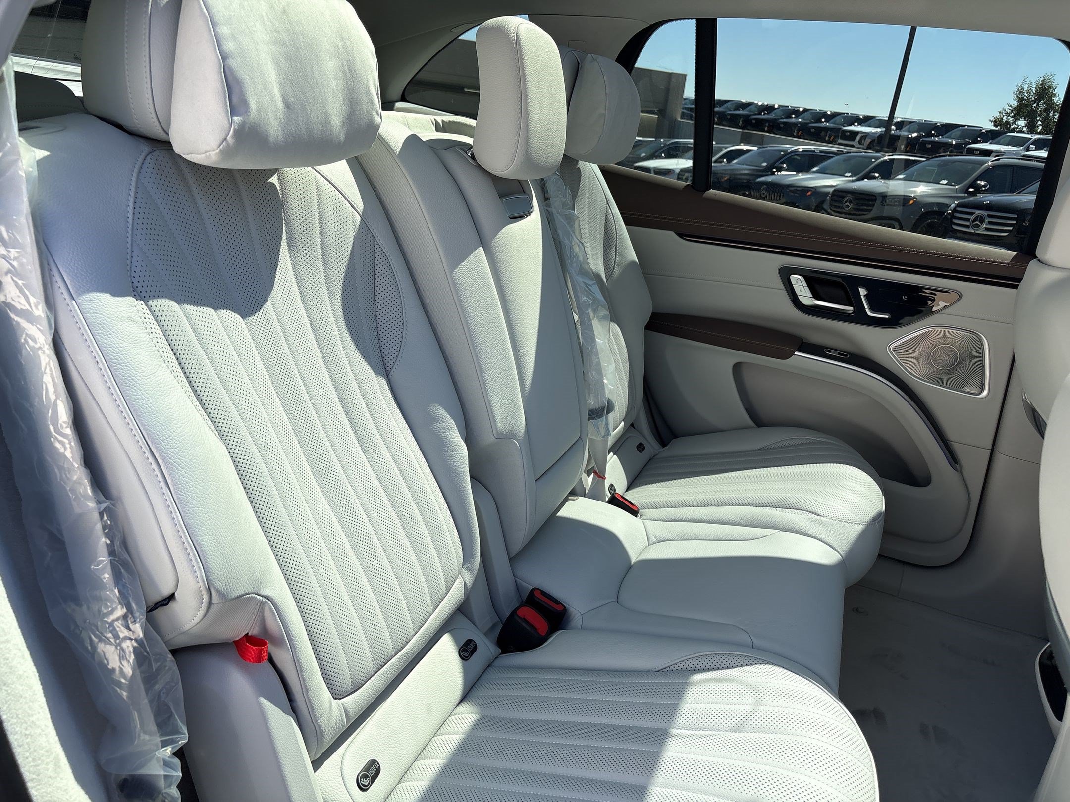 New 2026 Mercedes-Benz EQS 400 4MATIC SUV image 30