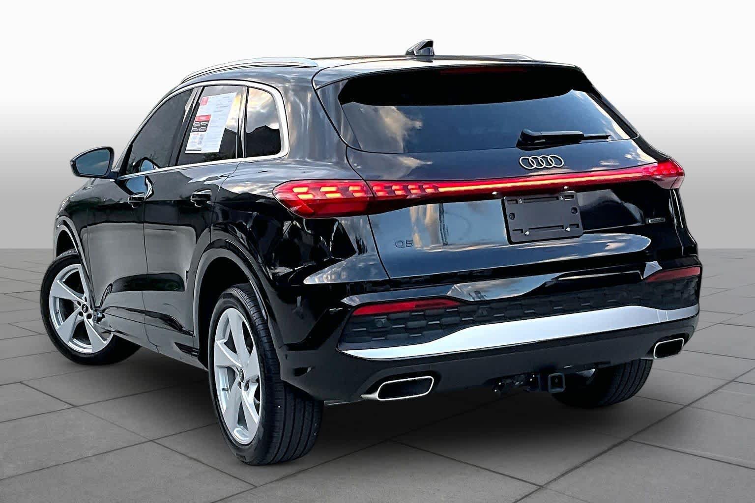 Used 2025 Audi Q5 Premium Plus w/ Premium Plus AWD/4WD image 12